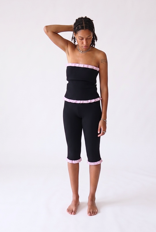 Madonna Capri Pants - Black & Soft Pink